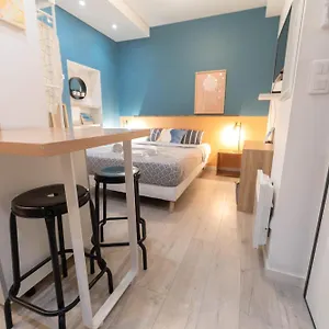 plein-cur-vieuxnice-studio-hyper-centre-optimise.fr-provencehotel.com/
