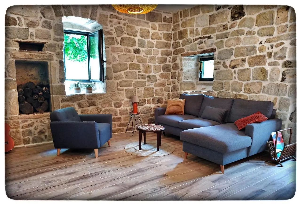Hébergement de vacances Oracines Du Calme Maison Hortense Sanilhac  France